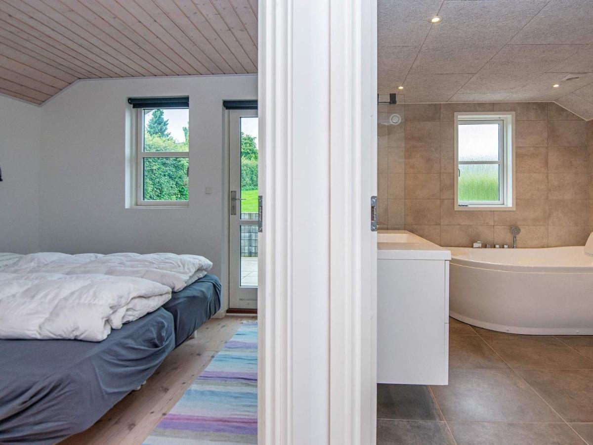 8 Person Holiday Home In Haderslev Kelstrup Strand Extérieur photo